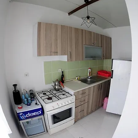 Apartament Assosida *