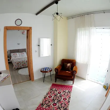 Assosida Ayvacik (Canakkale)